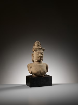 Lot 236 - A SANDSTONE BUST OF A FEMALE DEITY, CHAM PERIOD