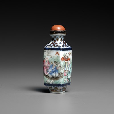 Lot 604 - A FAMILLE ROSE ‘EIGHT IMMORTALS’ SNUFF BOTTLE, JIAQING MARK AND PERIOD