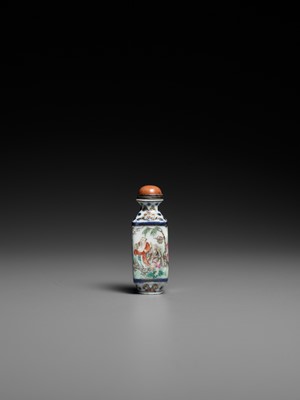 Lot 604 - A FAMILLE ROSE ‘EIGHT IMMORTALS’ SNUFF BOTTLE, JIAQING MARK AND PERIOD