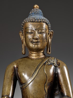 Lot 161 - A COPPER-INLAID BRASS FIGURE OF BUDDHA VAJRASANA, 12TH-13TH CENTURY