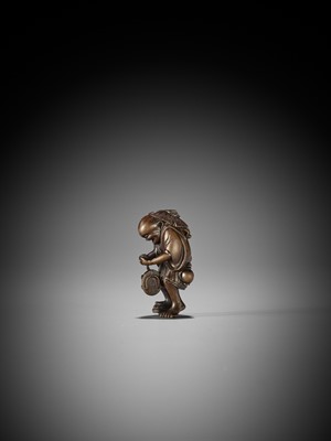 Lot 247 - A WOOD NETSUKE OF THE OIL THIEF, ATTRIBUTED TO MASAYOSHI