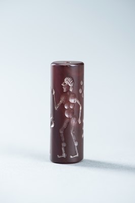 Lot 975 - FIVE BACTRIAN STONE AND AGATE CYLINDER SEALS