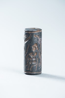 Lot 975 - FIVE BACTRIAN STONE AND AGATE CYLINDER SEALS