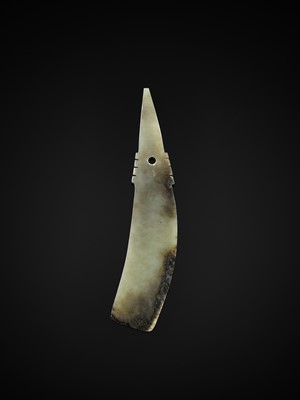 Lot 793 - A CELADON AND RUSSET QI JADE BLADE, QIJIA CULTURE