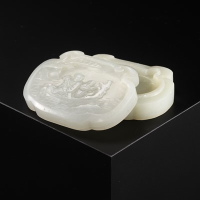 Lot 331 - A WHITE JADE ‘ZHANG QIAN’ COVER OF A BOX, CHINA, 18TH CENTURY