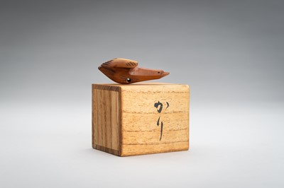 Lot 1512 - SUKETOMO: A HIDA SCHOOL ITTOBORI WOOD NETSUKE OF A BIRD