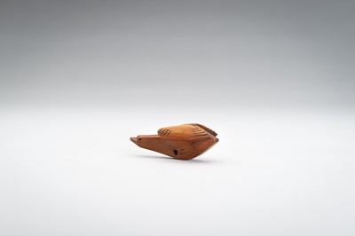 Lot 1512 - SUKETOMO: A HIDA SCHOOL ITTOBORI WOOD NETSUKE OF A BIRD