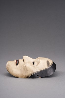 Lot 1065 - A NOH MASK OF A YOUNG WOMAN, KO-OMOTE