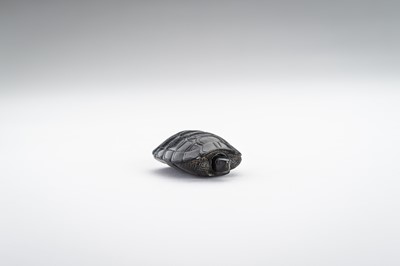 Lot 362 - A WOOD NETSUKE OF A TORTOISE