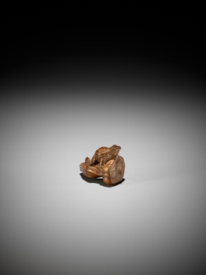 Lot 29 - RYOSAI: A SUPERB WOOD OF A FROG ON A LOTUS POD