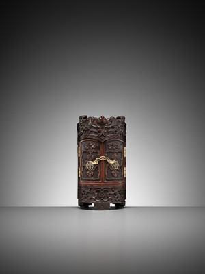 Lot 42 - HOKKYO SESSAI: AN EXTREMELY RARE BAMBOO ZUSHI (PORTABLE SHRINE) WITH STAG ANTLER MOUNTS