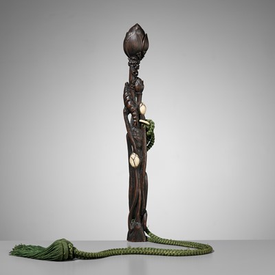 Lot 43 - AN EXCEPTIONAL AND VERY RARE ‘LOTUS’ ZUSHI SCEPTER ENCLOSED WITH BUDDHA SHAKYAMUNI