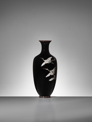Lot 1167 - A CLOISONNÉ ENAMEL VASE DEPICTING CRANES