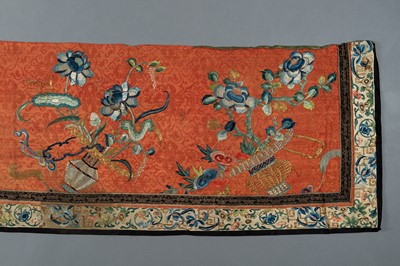 Lot 453 - AN EMBROIDERED ‘FLOWERS AND VASES’ SILK TEXTILE, QING