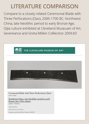 Lot 773 - A LARGE GREEN AND BROWN CEREMONIAL JADE BLADE, QIJIA CULTURE