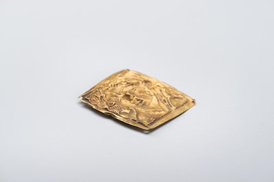 Lot 971 - AN ANCIENT BACTRIAN GOLD REPOUSSÉ PLAQUE