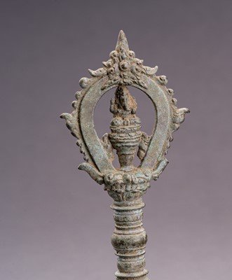 Lot 838 - A MAJAPAHIT-STYLE BRONZE TEMPLE BELL