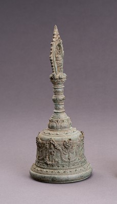 Lot 838 - A MAJAPAHIT-STYLE BRONZE TEMPLE BELL
