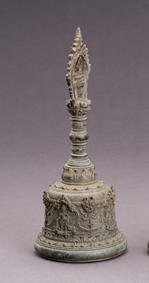 Lot 838 - A MAJAPAHIT-STYLE BRONZE TEMPLE BELL