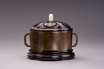Lot 271 - A BRONZE CENSER WITH WOOD COVER AND JADE FINIAL, 1920s
