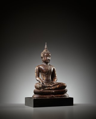 Lot 639 - A BRONZE FIGURE OF A SEATED BUDDHA, LATE SUKHOTHAI PERIOD