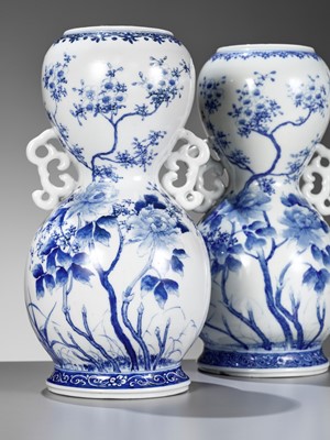 Lot 163 - A PAIR OF BLUE AND WHITE ARITA PORCELAIN VASES