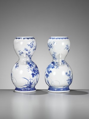 Lot 240 - A PAIR OF BLUE AND WHITE ARITA PORCELAIN VASES