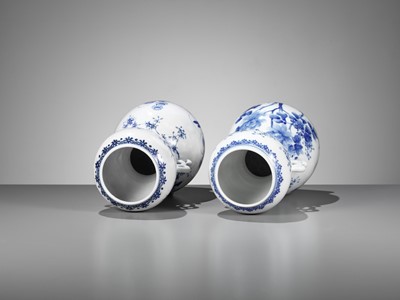 Lot 240 - A PAIR OF BLUE AND WHITE ARITA PORCELAIN VASES