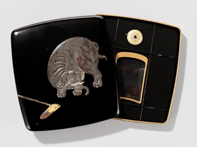 Lot 29 - A SUPERB RITSUO-SCHOOL LACQUER AND CERAMIC-INLAID SUZURIBAKO DEPICTING AN ELEPHANT