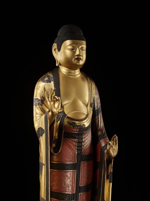 Lot 58 - A VERY LARGE GILT AND LACQUERED ANNAMI SCHOOL WOOD FIGURE OF AMIDA NYORAI