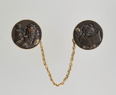 Lot 1160 - A PAIR OF FINE KANAMONO (POUCH FITTINGS) DEPICTING EMMA-O AND BENKEI