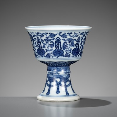 Lot 299 - A BLUE AND WHITE 'LANCA' STEM CUP, DAOGUANG MARK AND PERIOD