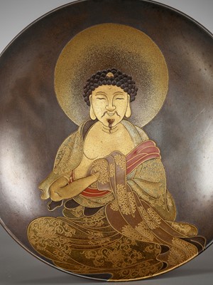 Lot 21 - KAJIKAWA: A SUPERB SET OF THREE LACQUER SAKE SAUCERS DEPICTING BUDDHA AND THE BODHISATTVAS MONJU (MANJUSHRI) AND FUGEN (SAMANTABHADRA)