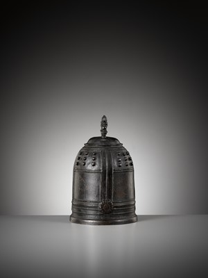 Lot 483 - A BRONZE TEMPLE BELL, CHINA, 17TH CENTURY