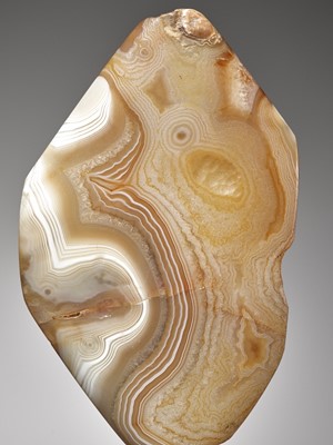 Lot 662 - TWO BACTRIAN BANDED AGATE BEADS, LATE 3RD TO EARLY 2ND MILLENIUM BC
