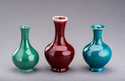 Lot 696 - A GROUP OF THREE MINIATURE BOTTLE VASES, TIANQIUPING, c. 1920s