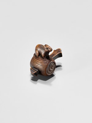 Lot 341 - A WOOD NETSUKE OF A RAT ON DAIKOKU’S WISH-GRANTING MALLET