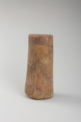 Lot 1268 - A BACTRIAN LIMESTONE COLUMN IDOL, LATE 3RD TO EARLY 2ND MILLENNIUM BC