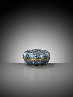 Lot 269 - A LARGE CLOISONNÉ ENAMEL BOX AND COVER, JIAQING PERIOD