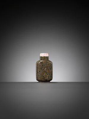 Lot 585 - A PUDDINGSTONE SNUFF BOTTLE, QING DYNASTY