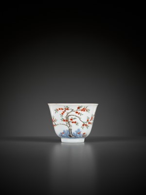 Lot 77 - A RARE WUCAI ‘MONTH’ CUP, KANGXI MARK AND PERIOD