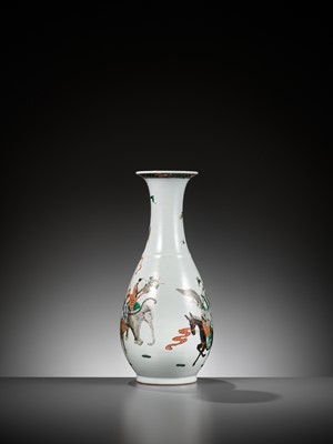 Lot 426 - A LARGE FAMILLE VERTE ‘EIGHT IMMORTALS’ VASE, YUHUCHUNPING, 18TH - 19TH CENTURY
