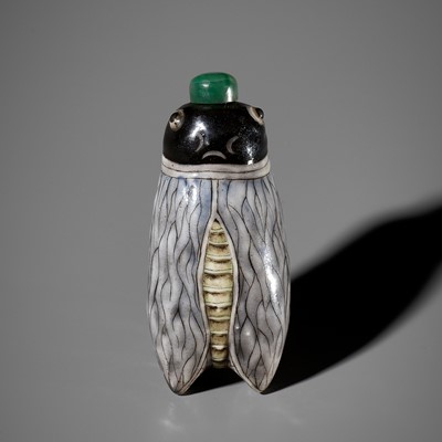 Lot 600 - A MOLDED AND ENAMELED CICADA-FORM PORCELAIN SNUFF BOTTLE, 1800-1850
