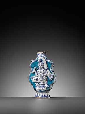 Lot 698 - A JAIPUR BLUE POTTERY ‘PARVATI’ FLASK, INDIA, RAJASTHAN, 19TH CENTURY OR EARLIER