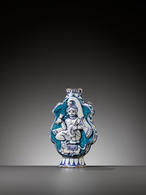 Lot 698 - A JAIPUR BLUE POTTERY ‘PARVATI’ FLASK, INDIA, RAJASTHAN, 19TH CENTURY OR EARLIER