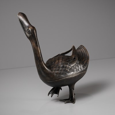 Lot 153 - A BRONZE ‘DUCK’ CENSER AND COVER, MING DYNASTY