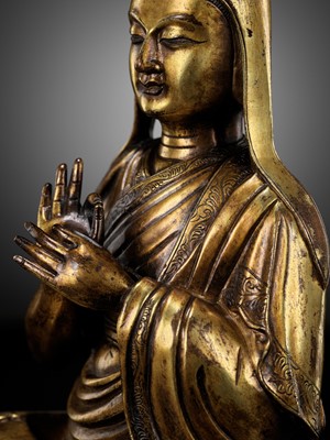 Lot 175 - A LARGE GILT BRONZE FIGURE OF TSONGKHAPA, 17TH-18TH CENTURY