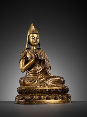 Lot 175 - A LARGE GILT BRONZE FIGURE OF TSONGKHAPA, 17TH-18TH CENTURY