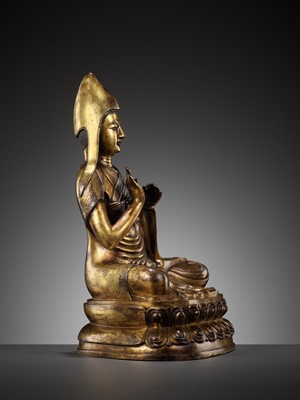 Lot 175 - A LARGE GILT BRONZE FIGURE OF TSONGKHAPA, 17TH-18TH CENTURY