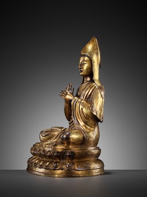 Lot 175 - A LARGE GILT BRONZE FIGURE OF TSONGKHAPA, 17TH-18TH CENTURY